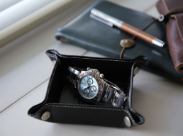 Fourth thumbnail of the special tray with the GINZA RASIN 20th anniversary logo.