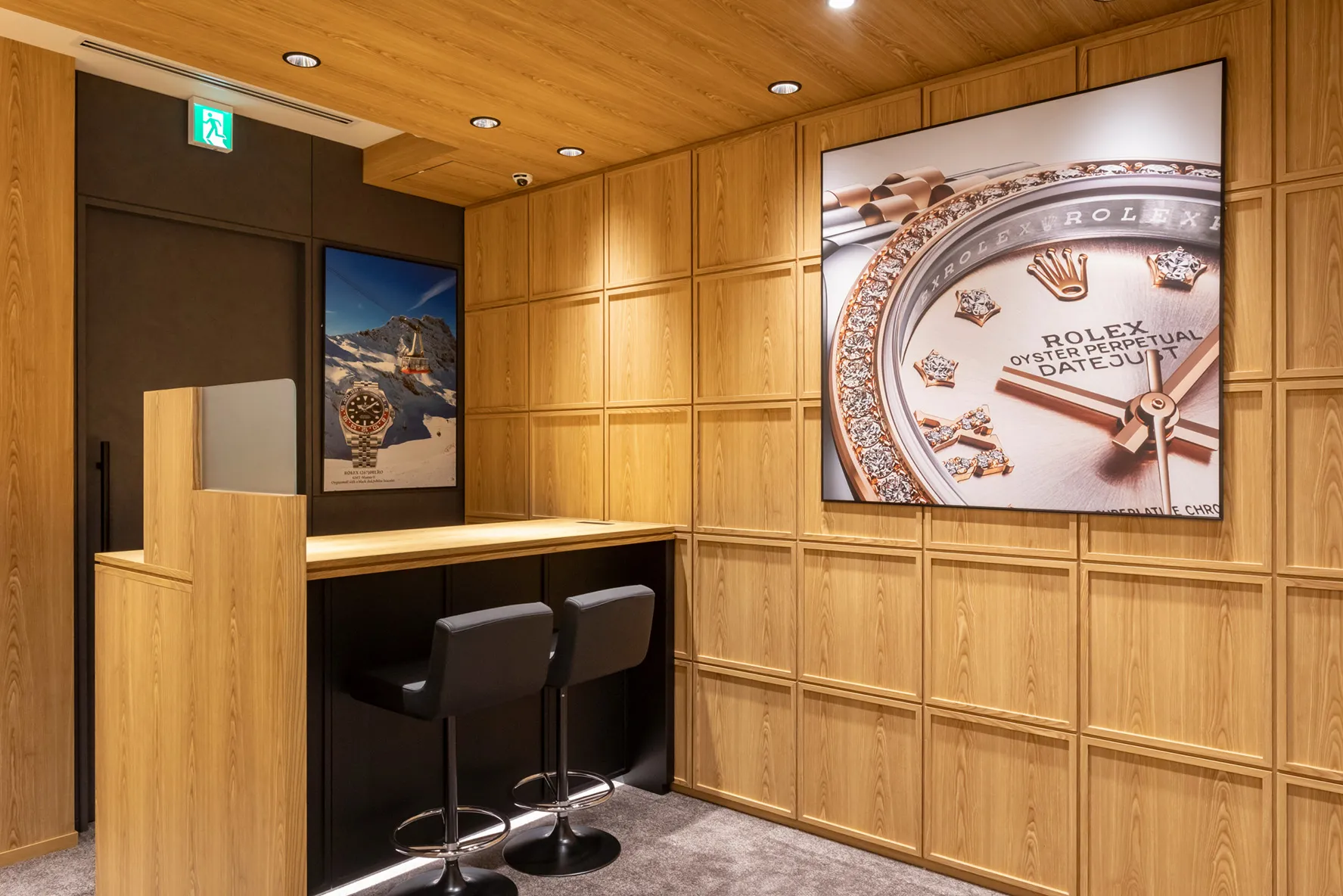 Shinjuku Store - Interior Image 1