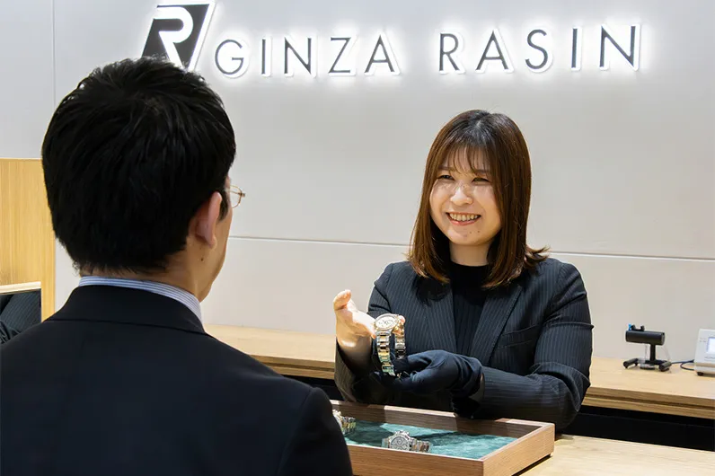 Shinjuku store interior image 5